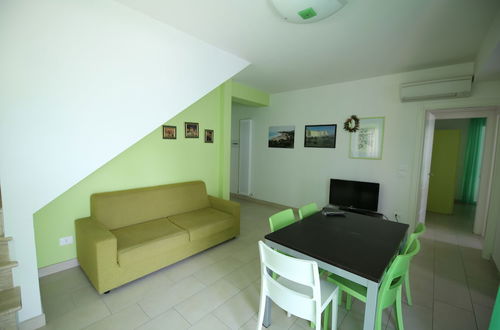 Photo 28 - Apartment 20 Meters From The Sea 7 Beds With Small Sea View