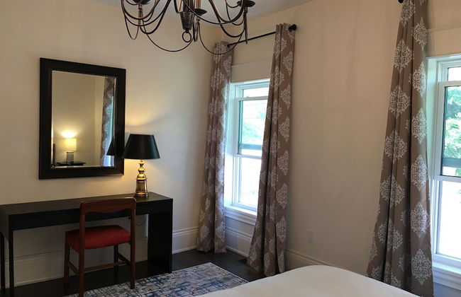 Beautiful 4BR Downtown House, Sleeps 10 - Foto 7