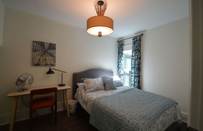 Beautiful 4BR Downtown House, Sleeps 10 - Foto 12