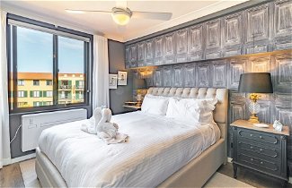 Foto 2 - Modern 1 Bedroom Apartment In The Italian Forum