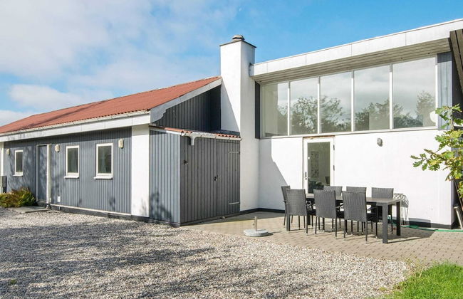6 Person Holiday Home in Tarm - Foto 1