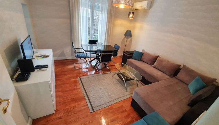 Photo 1 - Srecko Centar Apartment