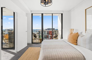 Photo 3 - Wollongong CBD Ocean View Apartment