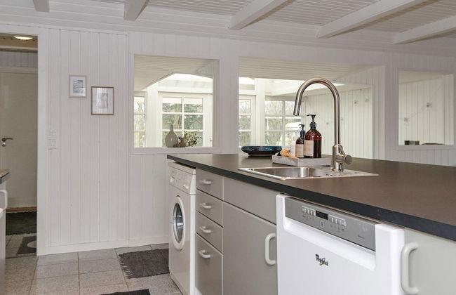 8 Person Holiday Home in Borkop - Photo 9