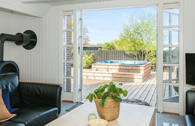 8 Person Holiday Home in Borkop - Photo 8