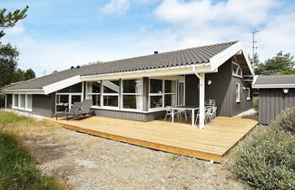 Photo 1 - 10 Person Holiday Home in Fjerritslev