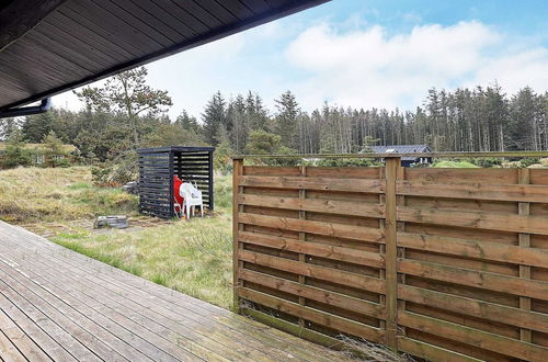 Photo 17 - 4 Person Holiday Home in Lokken