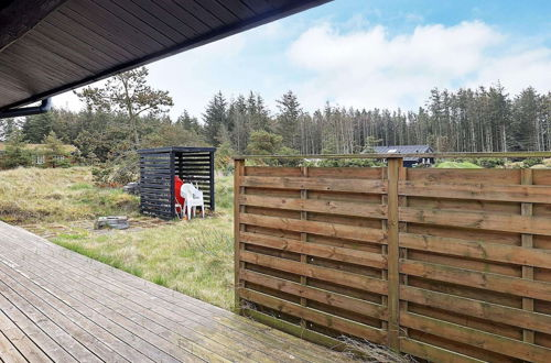 Photo 19 - 4 Person Holiday Home in Lokken