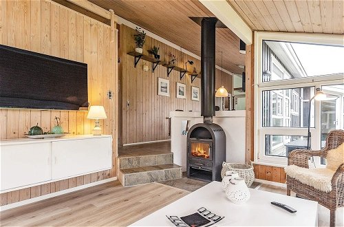 Photo 8 - 10 Person Holiday Home in Hjorring