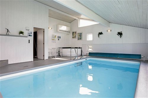 Foto 13 - 10 Person Holiday Home in Hjorring