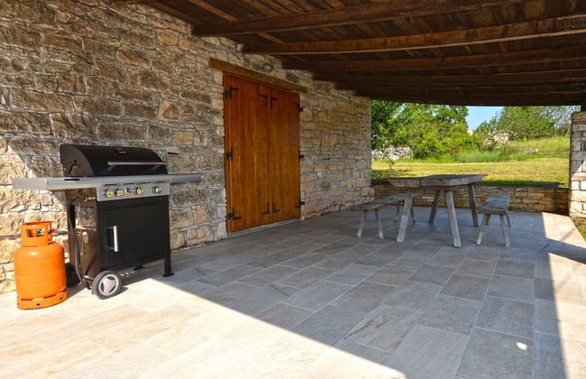 Majestic Rustical Kanfanar Villa With Pool - Foto 44