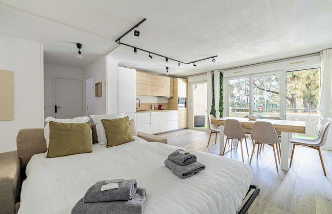 Comfort and Serenity With A/c, Parking and Balcony - Foto 5
