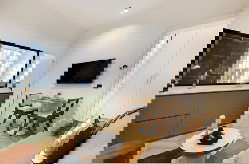 Foto 12 - Chic Hotel-1br/4p In the Heart of the Palais Royal