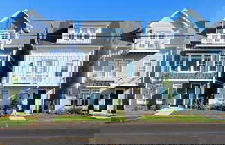 Foto 1 - The Monroe by AvantStay – Stylish Group Stay with Easy Access to Attractions