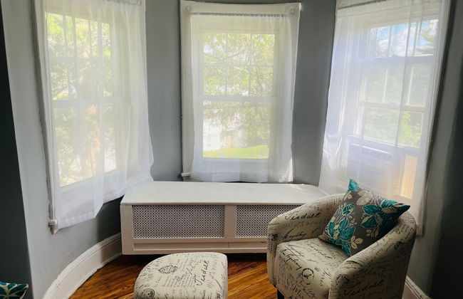 Charming 1BR Apartment Near Train Station - Foto 7