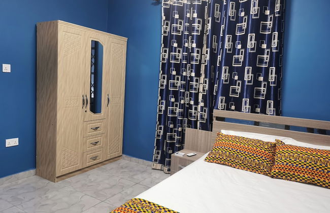 Tropical Oasis in Accra - 2 Bedroom Apartment - Photo 15