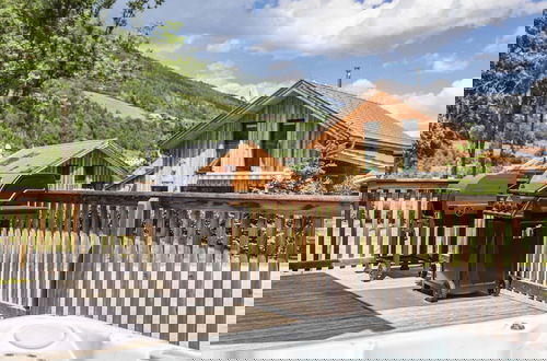 Photo 14 - Modern Chalet With Whirlpool