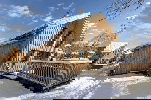 Photo 18 - Modern Chalet With Whirlpool