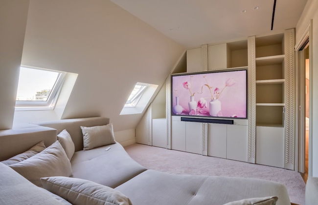 Exceptional Duplex - 4bed/8p - Eiffel Tower View - Photo 8