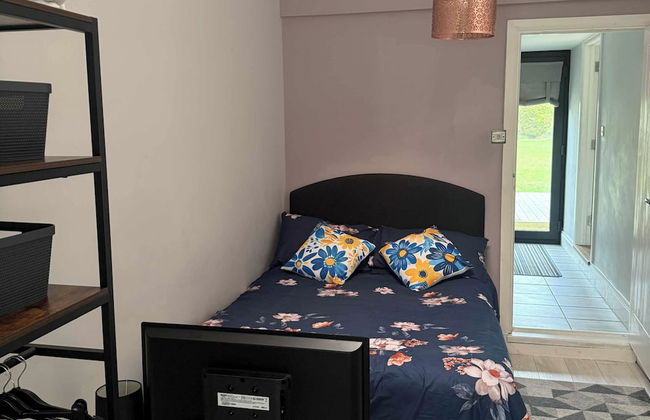 1 Bedroom Annex - 2 Mins From Train Station - Foto 2