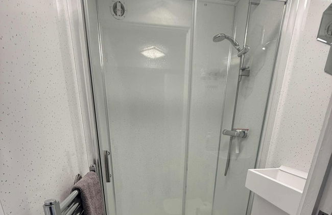 1 Bedroom Annex - 2 Mins From Train Station - Foto 6