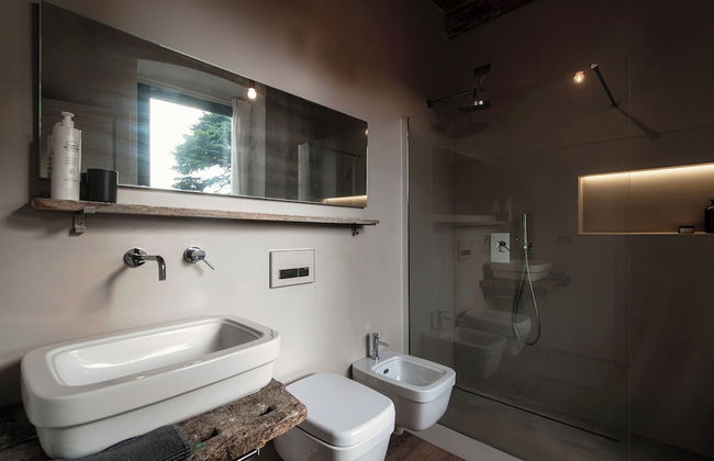 Stone House - Photo 24
