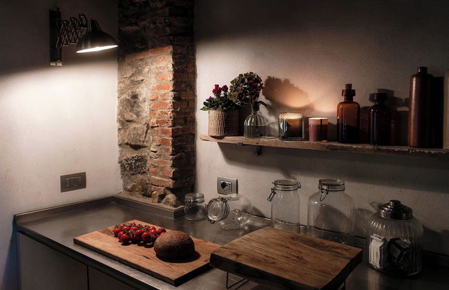 Stone House - Photo 7