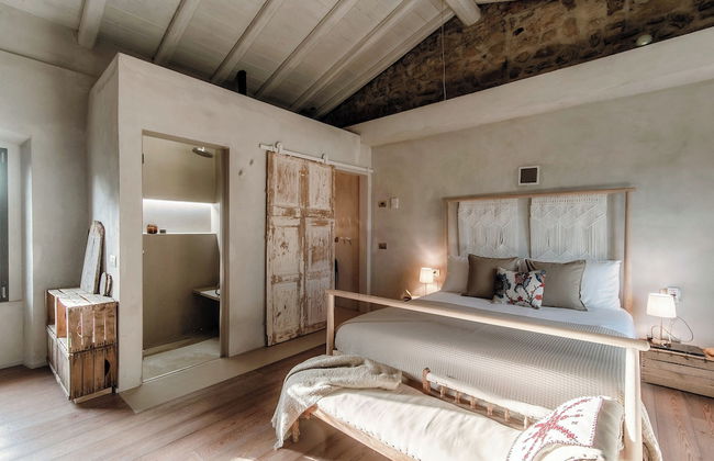 Stone House - Photo 35