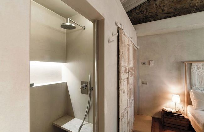 Stone House - Photo 38