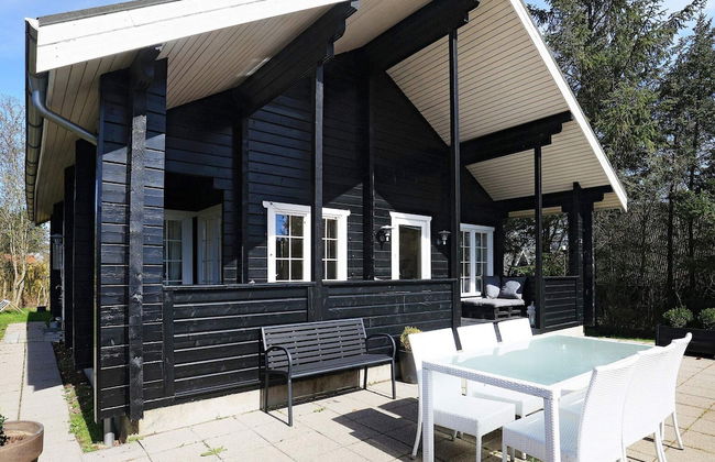 7 Person Holiday Home in Logstor - Foto 23