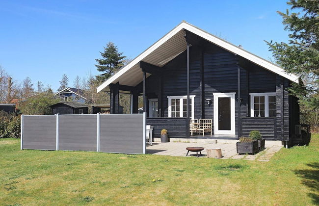 7 Person Holiday Home in Logstor - Foto 18