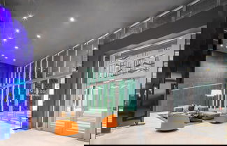 Photo 2 - Modern Condo in Design District