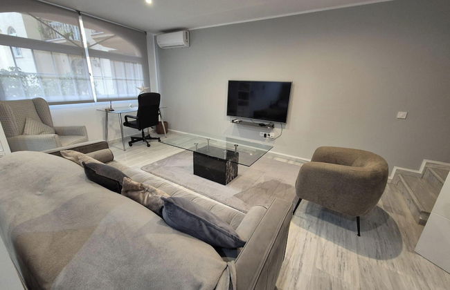 Luxurious Three Bedroom Duplex Apt Close to Beach - Foto 8