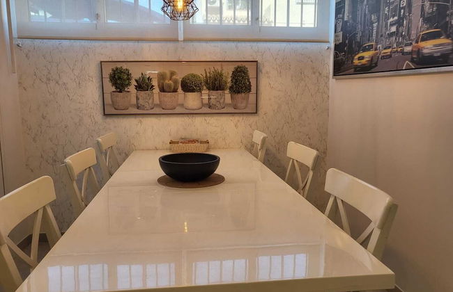 Luxurious Three Bedroom Duplex Apt Close to Beach - Foto 16