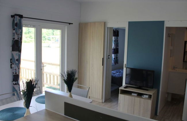 Modern 6-person Chalet in the Frisian Countryside, 3 Bedrooms and Wifi - Foto 48