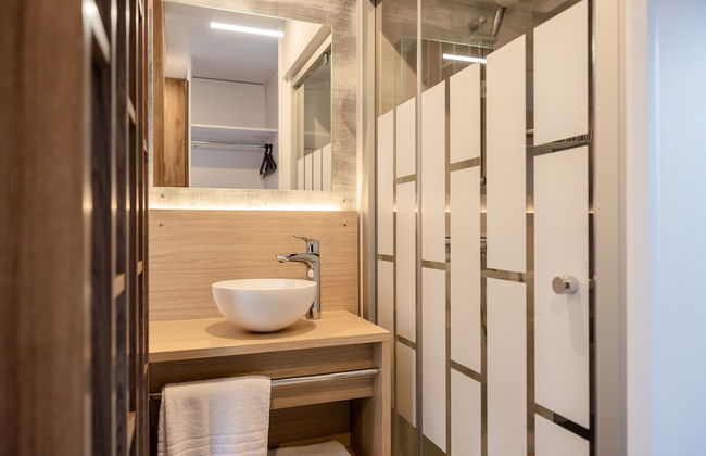 Modern 6-person Chalet in the Frisian Countryside, 3 Bedrooms and Wifi - Foto 79