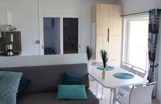 Modern 6-person Chalet in the Frisian Countryside, 3 Bedrooms and Wifi - Foto 44