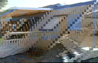 Foto 1 - Modern 6-person Chalet in the Frisian Countryside, 3 Bedrooms and Wifi