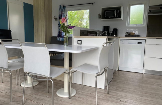 Modern 6-person Chalet in the Frisian Countryside, 3 Bedrooms and Wifi - Foto 91
