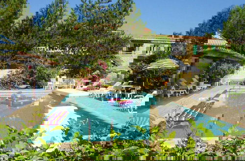 Foto 35 - Holiday Home With Swimming Pool