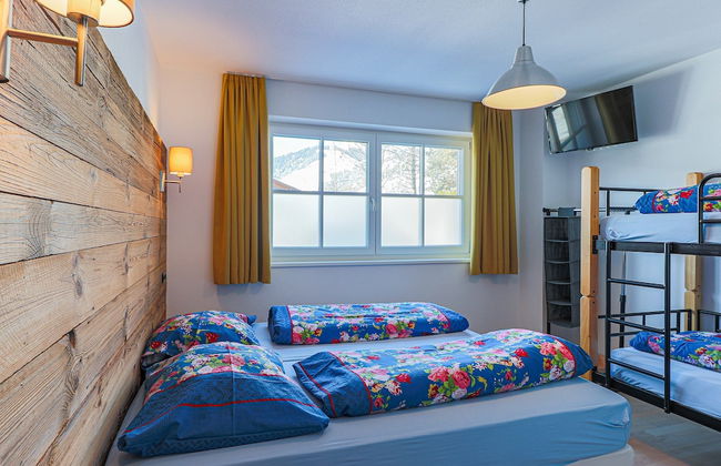 Modern Apartment Near Ski Area in Brixen im Thale - Foto 2