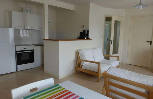 Apartment Near the Beach in Ploulec'h - Photo 10