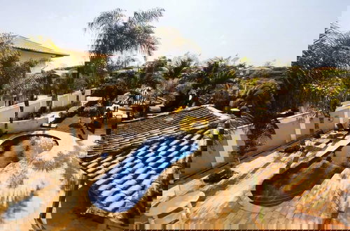Foto 33 - Villa Amarela