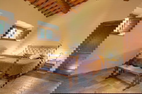Foto 16 - Beautiful Cottage in Dicomano With Swimming Pool