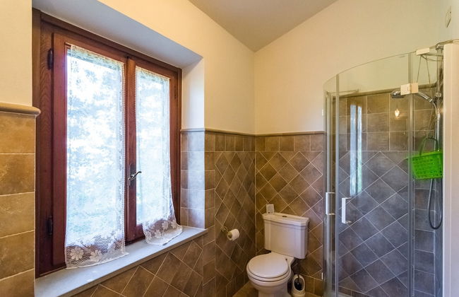 Beautiful Cottage in Dicomano With Swimming Pool - Foto 43