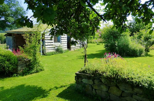 Photo 25 - Gorgeous Holiday Home in Longueville With Pond