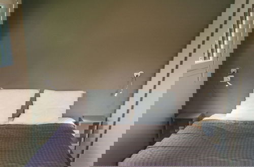 Foto 8 - Modernly Furnished Cottage With Beautiful Terrace by a Lake
