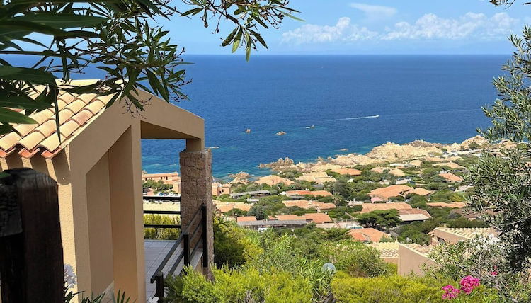 Photo 1 - Villa L'incantu, Costa Paradiso, Sea View