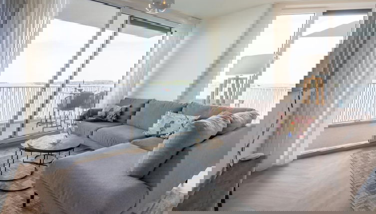 Photo 1 - Spacious Waterfront Apartment