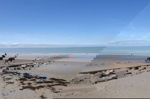 Foto 19 - Charming Home on West Coast of the Cotentin